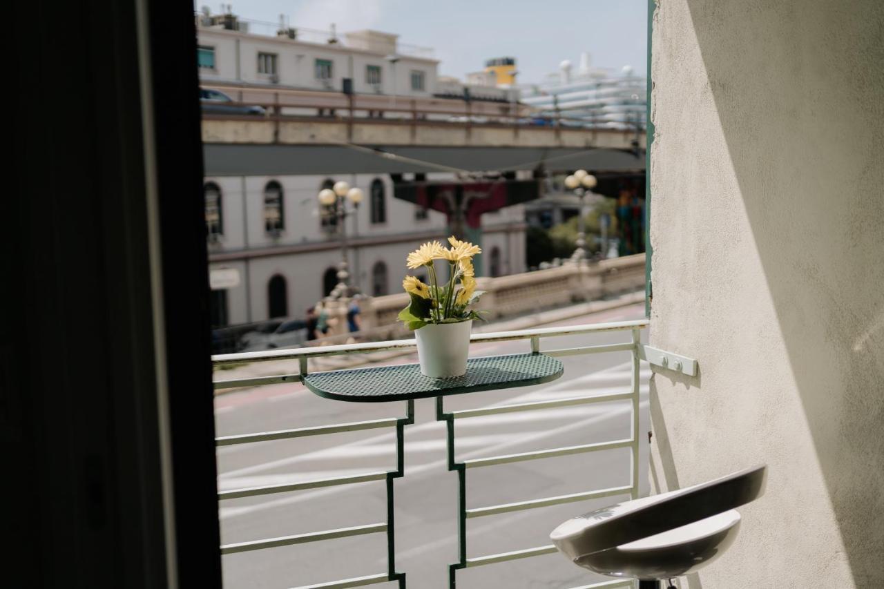 Le Stanze Del Piccadilly Hostel Genova Kültér fotó