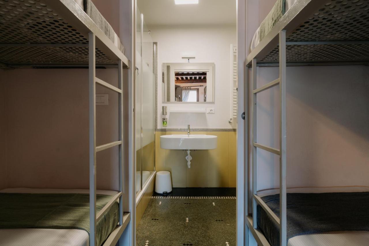 Le Stanze Del Piccadilly Hostel Genova Kültér fotó