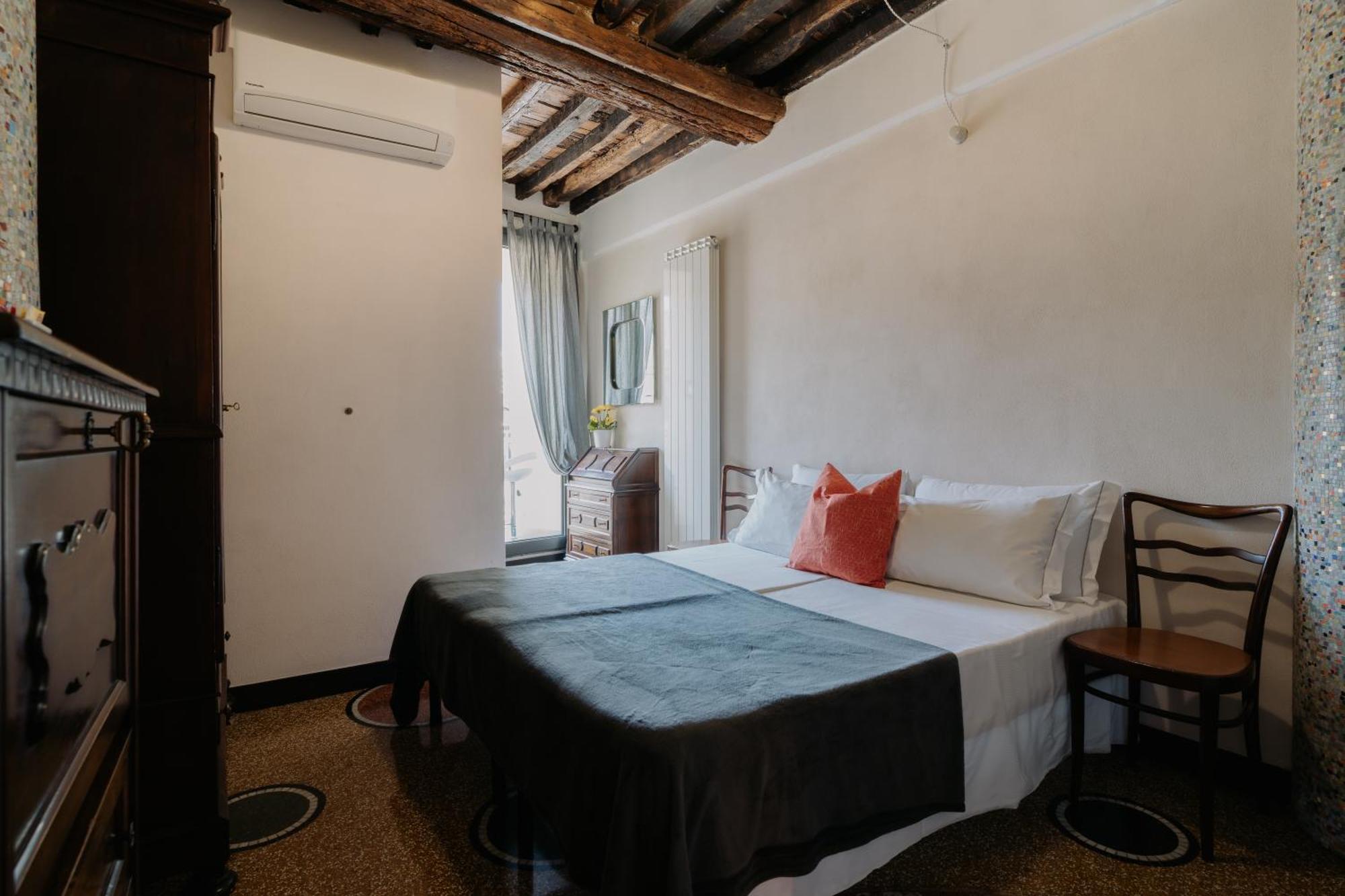 Le Stanze Del Piccadilly Hostel Genova Kültér fotó
